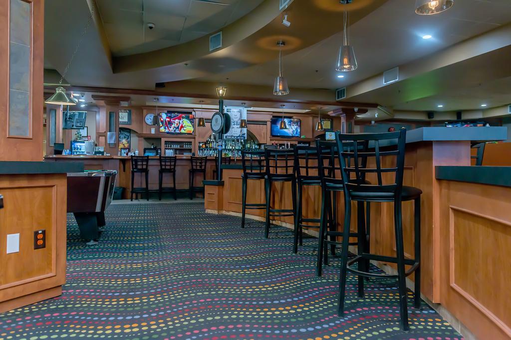 Sands Inn & Suites Edmonton Bagian luar foto