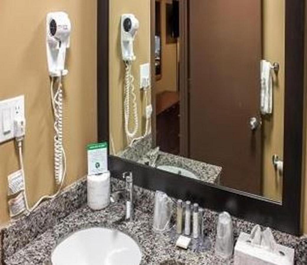 Sands Inn & Suites Edmonton Bagian luar foto